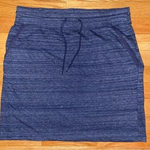 Columbia blue skirt size medium no slit, super comfortable with tie